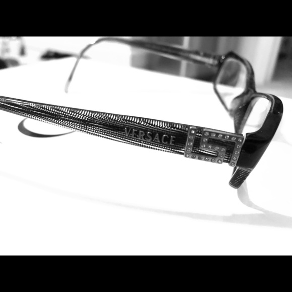 *SOLD* Versace MOD 3066- B eyeglasses - Picture 1 of 5